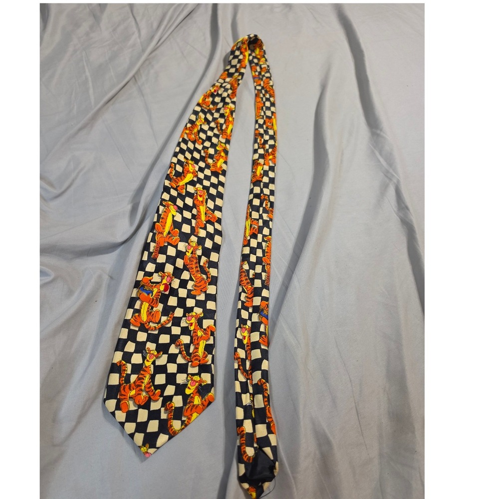 Disney Tigger Winnie the Pooh Checkered Silk Blend Necktie Mens Black Cream Tie